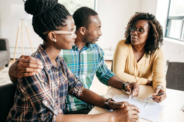  Lansing, KS Loan Agency Pros